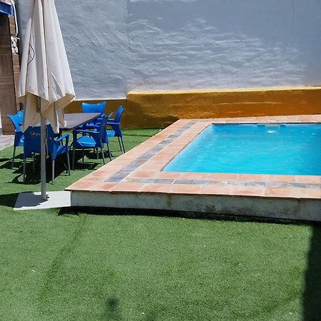 Almodovar Alojamientos 1 Альмодовар-дель-Рио Экстерьер фото